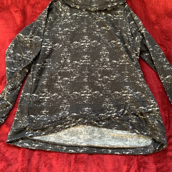 Large Hyba shirt. Excellent used condition. - Picture 4 of 4